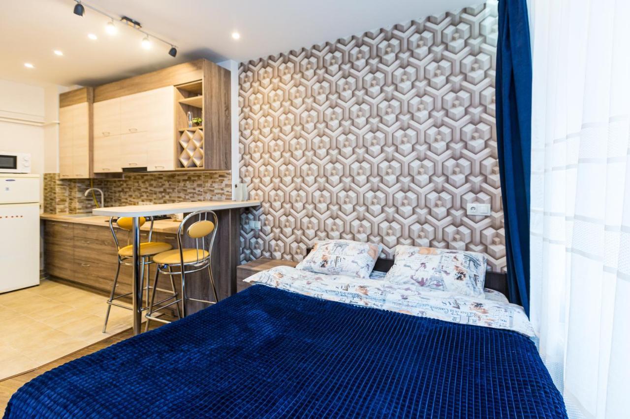 2 Kn. Romana Apartment Lviv Exterior photo