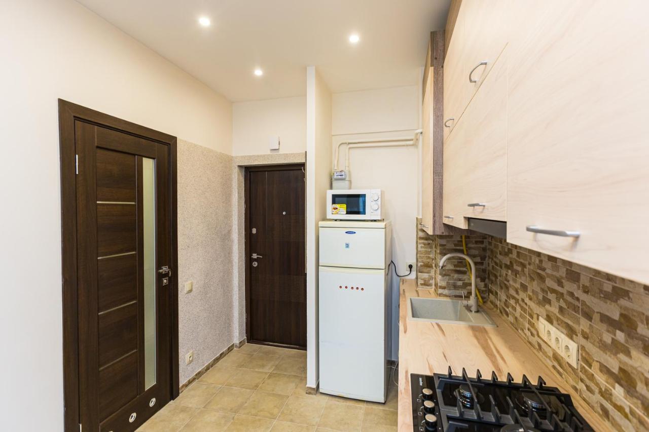 2 Kn. Romana Apartment Lviv Exterior photo